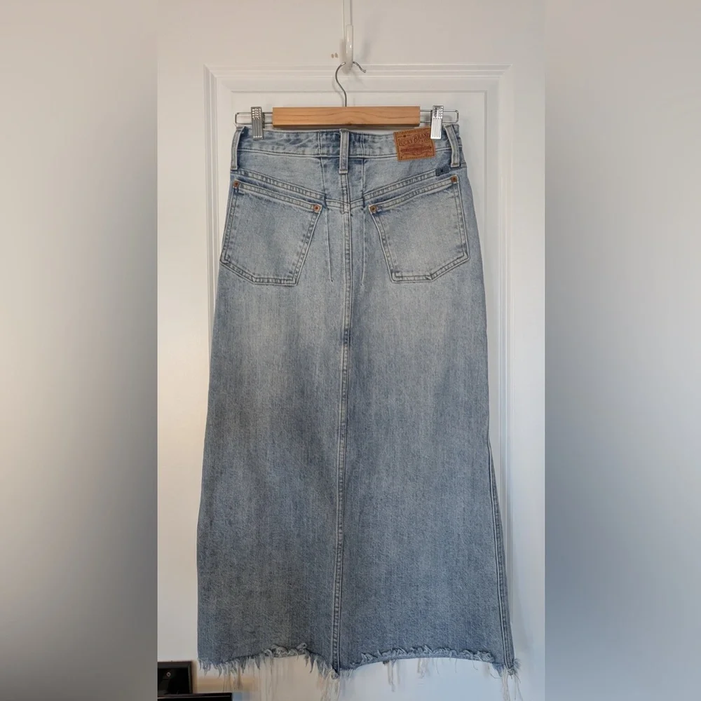 Lucky Brand Women’s Front Slit Denim Skirt Light Wash Size 0 - Picture 6 of 14